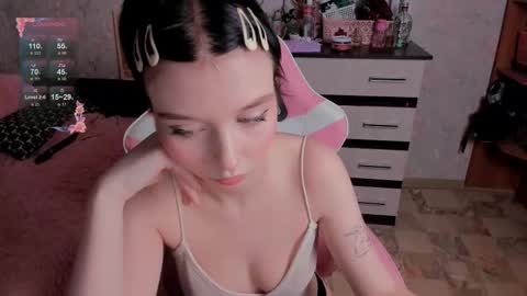 Margot online show from 10/13/25, 05:13