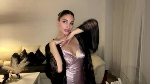 Margot online show from 09/12/25, 08:42