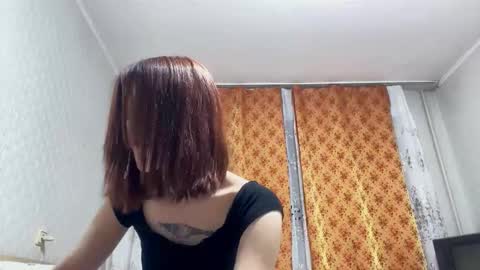 Lina online show from 11/11/25, 09:15