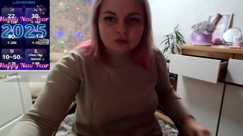 Mari online show from 01/20/25, 04:21