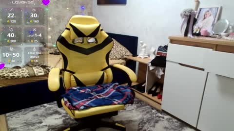 Mari online show from 02/07/25, 06:24