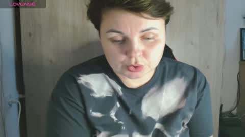 Mari online show from 10/20/25, 07:53