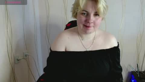 Mari online show from 04/08/26, 05:07