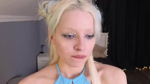 Milena online show from 02/18/26, 12:23