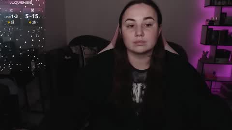 Snapshot of mari_moore7 chatting on 10/17/25, 03:10 mari moore online show from 10/17/25, 03:10