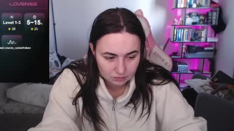 mari moore online show from 04/17/26, 07:55