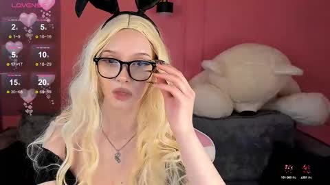 mari_nett online show from 02/28/25, 06:32