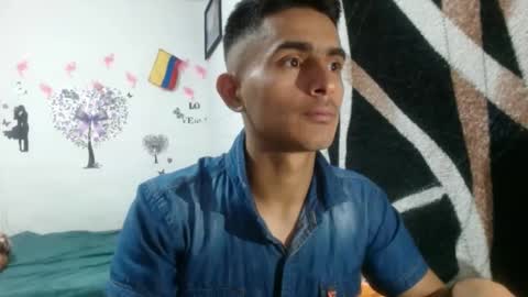 Snapshot of maria_and_angel17 chatting on 12/22/24, 01:45 Mara and ngel online show from 12/22/24, 01:45