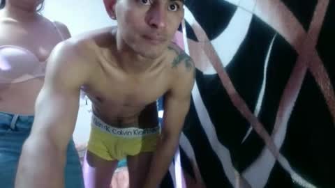 Snapshot of maria_and_angel17 chatting on 12/28/24, 02:43 Mara and ngel online show from 12/28/24, 02:43