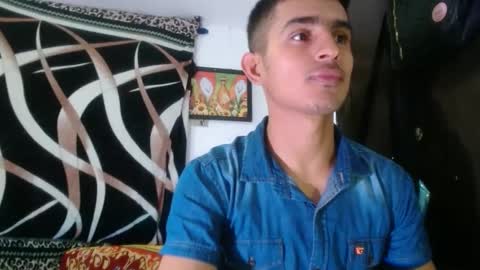 Snapshot of maria_and_angel17 chatting on 01/02/25, 01:06 Mara and ngel online show from 01/02/25, 01:06