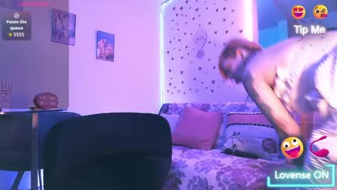 Maria fernanda online show from 04/18/26, 09:04