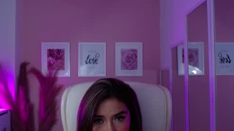 Snapshot of maria_jones chatting on 12/12/24, 02:11 Instagram soymj01 online show from 12/12/24, 02:11