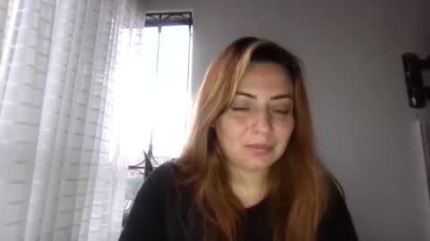 maria_juliana8 online show from 12/17/24, 10:43