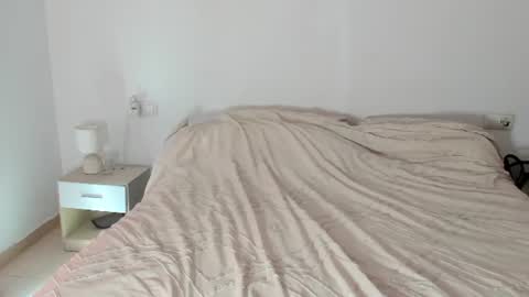 Snapshot of maria_mad chatting on 06/16/26, 03:25 Itslablonde online show from 06/16/26, 03:25