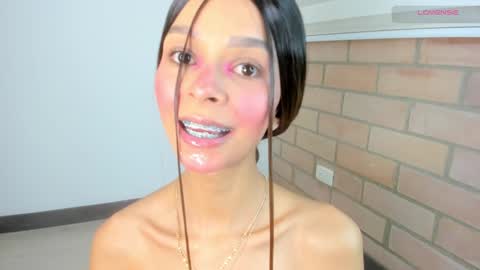 S O F I A  model independent online show from 12/23/24, 04:22