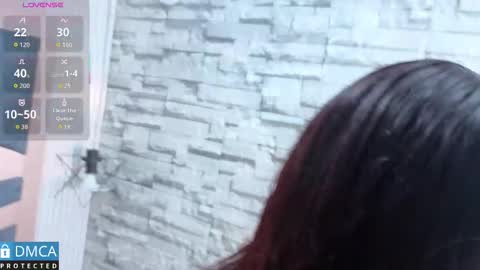 maria_twenty online show from 11/29/25, 11:02