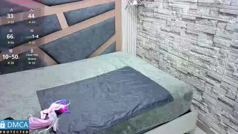 maria_twenty online show from 12/18/25, 11:05