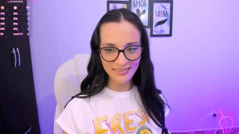 Snapshot of mariaan_m chatting on 01/04/25, 08:27 Leidy online show from 01/04/25, 08:27