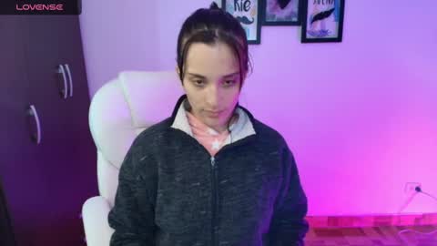 Snapshot of mariaan_m chatting on 02/17/25, 11:13 Leidy online show from 02/17/25, 11:13