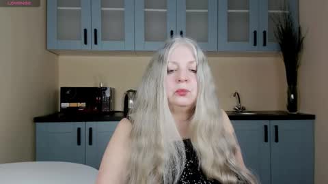 Maria online show from 03/08/26, 02:04