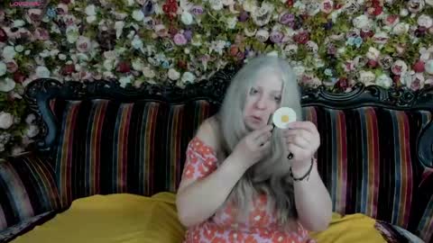 Maria online show from 04/19/26, 10:12