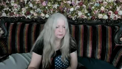 Maria online show from 04/22/26, 11:39