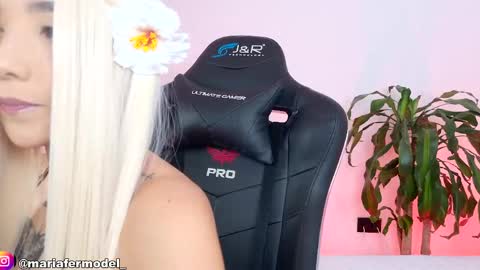 Maria Fer online show from 04/20/26, 04:32