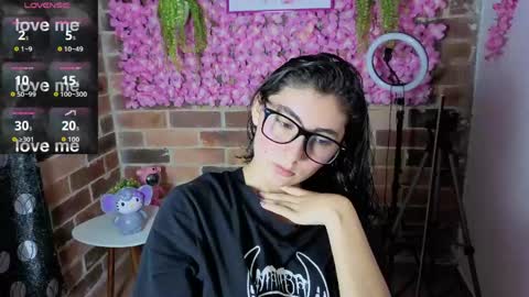 Maria online show from 04/22/26, 07:59