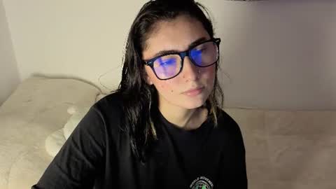 Snapshot of mariagh_ chatting on 06/22/26, 10:51 Maria online show from 06/22/26, 10:51
