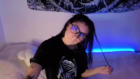 Snapshot of mariagh_ chatting on 06/27/26, 01:28 Maria online show from 06/27/26, 01:28