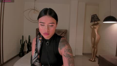 MARIA HERRERA  online show from 12/06/24, 04:36