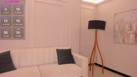 MARIA HERRERA  online show from 12/10/24, 10:58