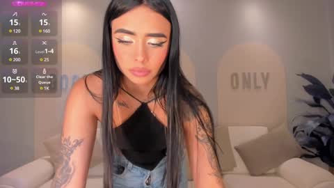 MARIA HERRERA  online show from 12/28/24, 02:22