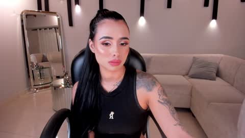 MARIA HERRERA  online show from 02/02/25, 06:48