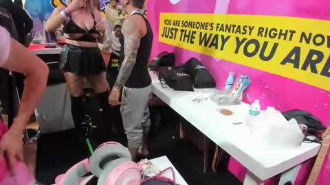 Pinkkitty online show from 01/19/25, 02:04