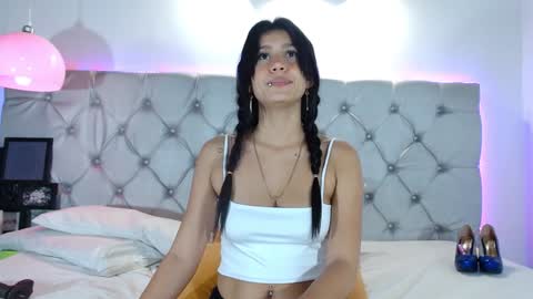 Snapshot of mariajosewalker chatting on 12/07/24, 05:31 Mariana Guerra online show from 12/07/24, 05:31