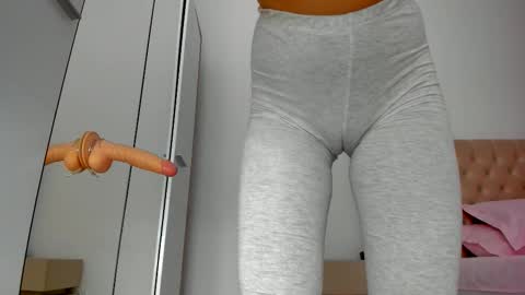 MariaLove online show from 01/13/26, 05:51