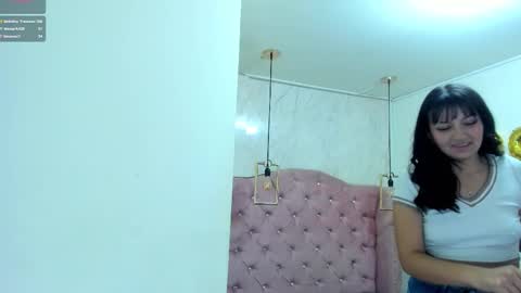 Snapshot of mariam__cute chatting on 03/06/25, 01:16 online show from 03/06/25, 01:16