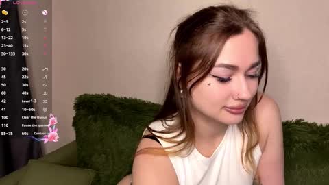 Lily online show from 03/09/26, 09:30