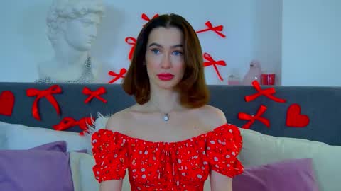 MariaMenson online show from 03/04/25, 06:39