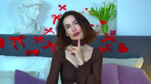 MariaMenson online show from 03/07/25, 08:00