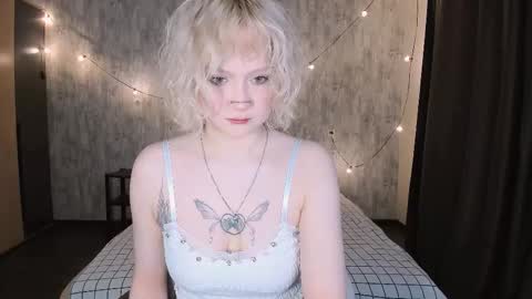 Maria online show from 02/02/26, 01:04