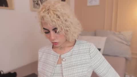 Marian online show from 02/18/26, 07:10