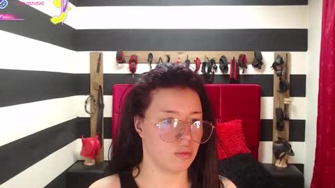 Marian online show from 09/16/25, 02:23