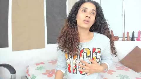 Marian online show from 01/12/26, 11:04