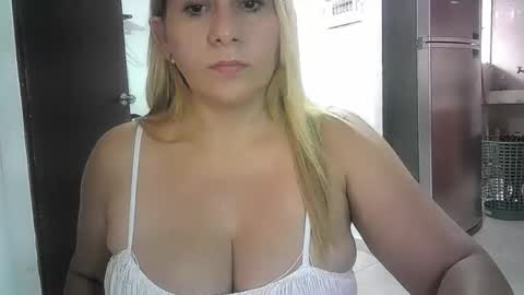 mariana995649 online show from 05/13/26, 07:11