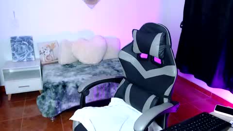 mariana__666 online show from 10/12/25, 04:44