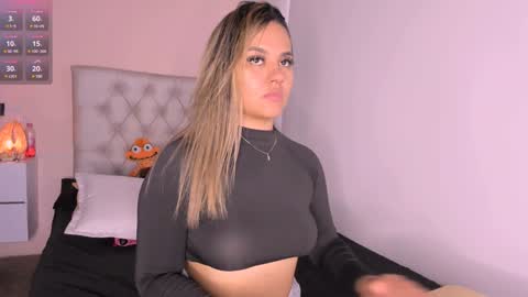 Mariana Roe online show from 12/27/24, 05:48