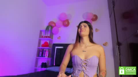 Snapshot of mariana_and_ronny chatting on 05/17/26, 10:06 Mariana and Ronny online show from 05/17/26, 10:06