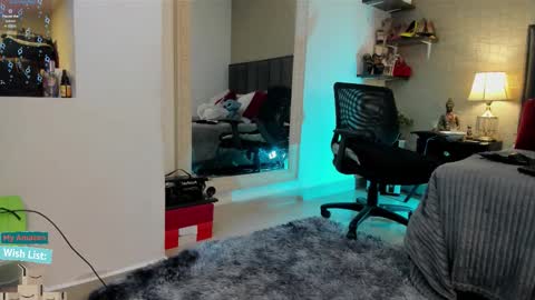 Mar y online show from 11/13/25, 02:27